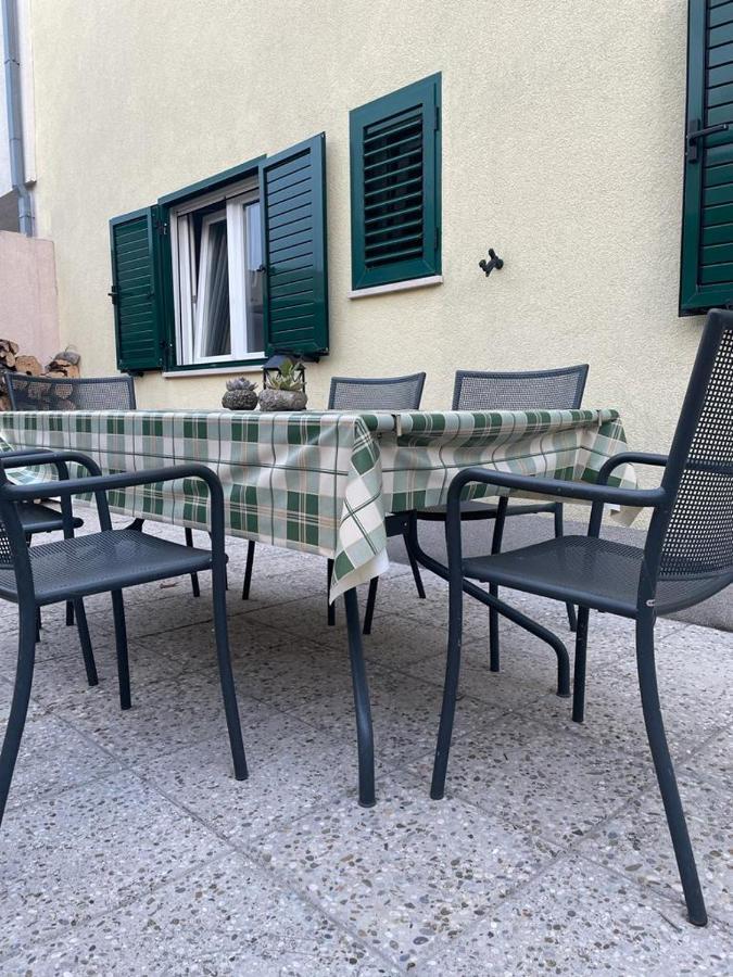 Citrus Accommodation Kaštela Екстериор снимка