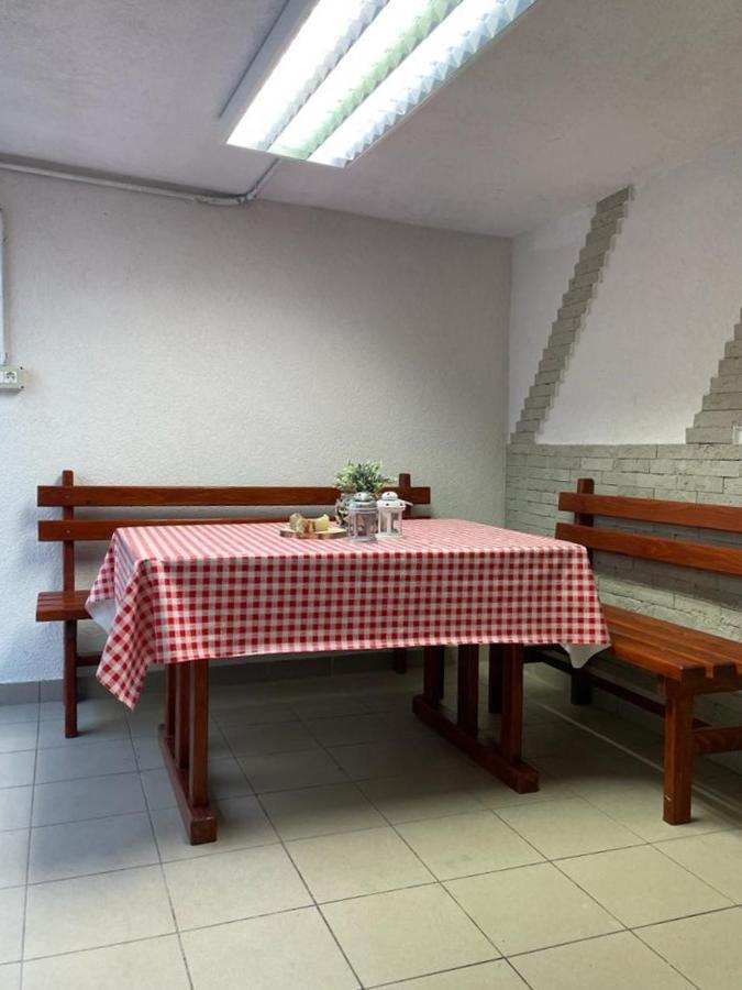 Citrus Accommodation Kaštela Екстериор снимка