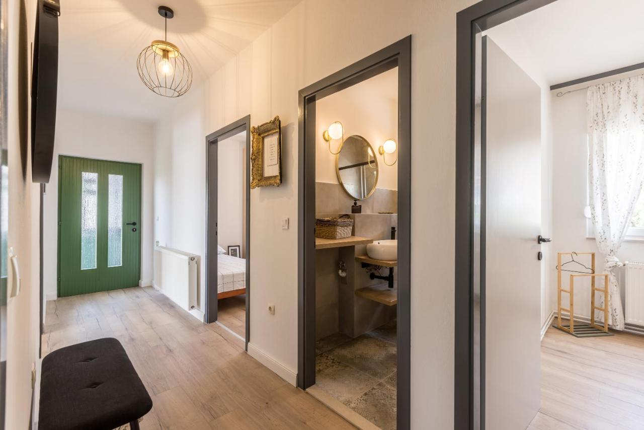 Citrus Accommodation Kaštela Екстериор снимка
