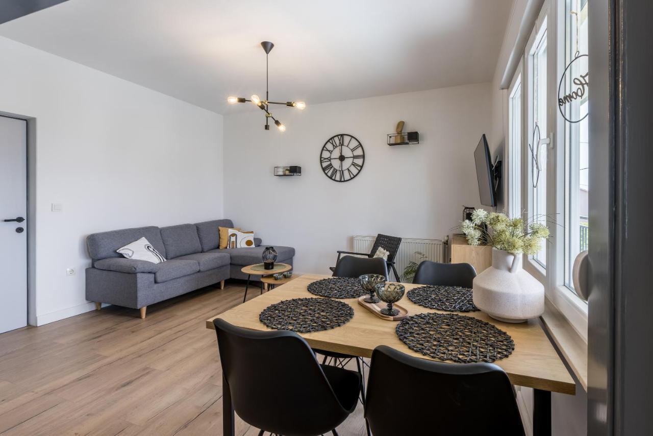 Citrus Accommodation Kaštela Екстериор снимка